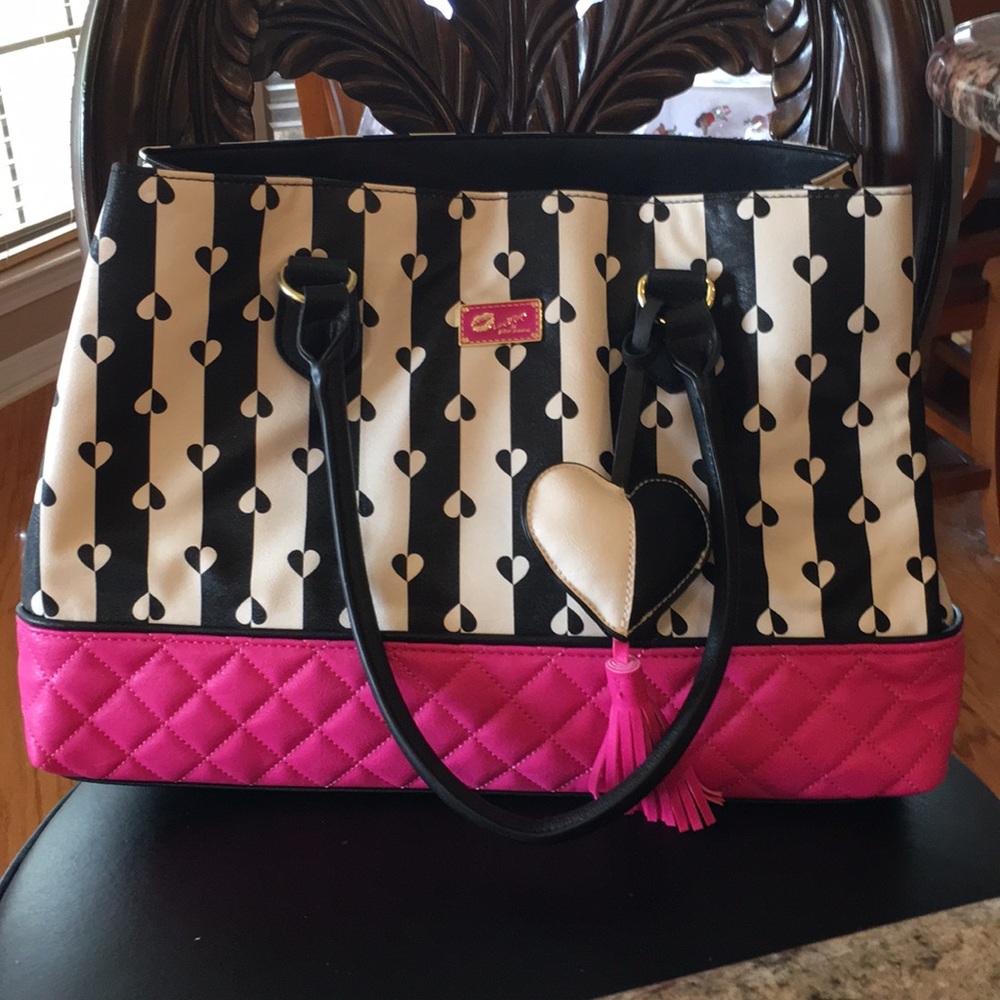 Betsey Johnson LBCARLIE satchel